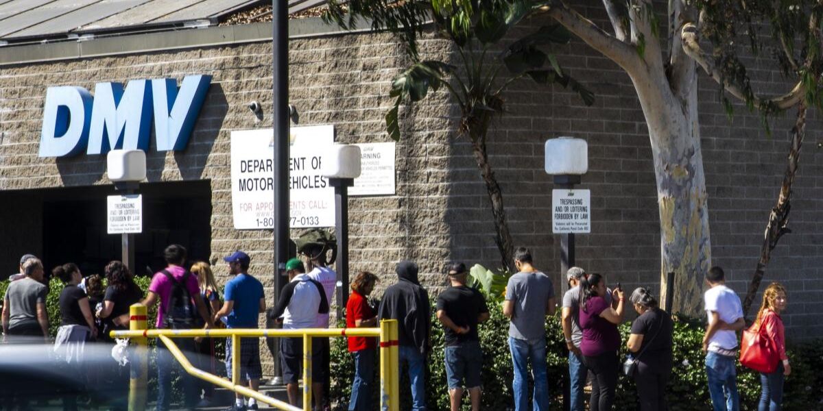 California Implements Tougher DMV Rules That Could Revoke Licenses for Older Drivers