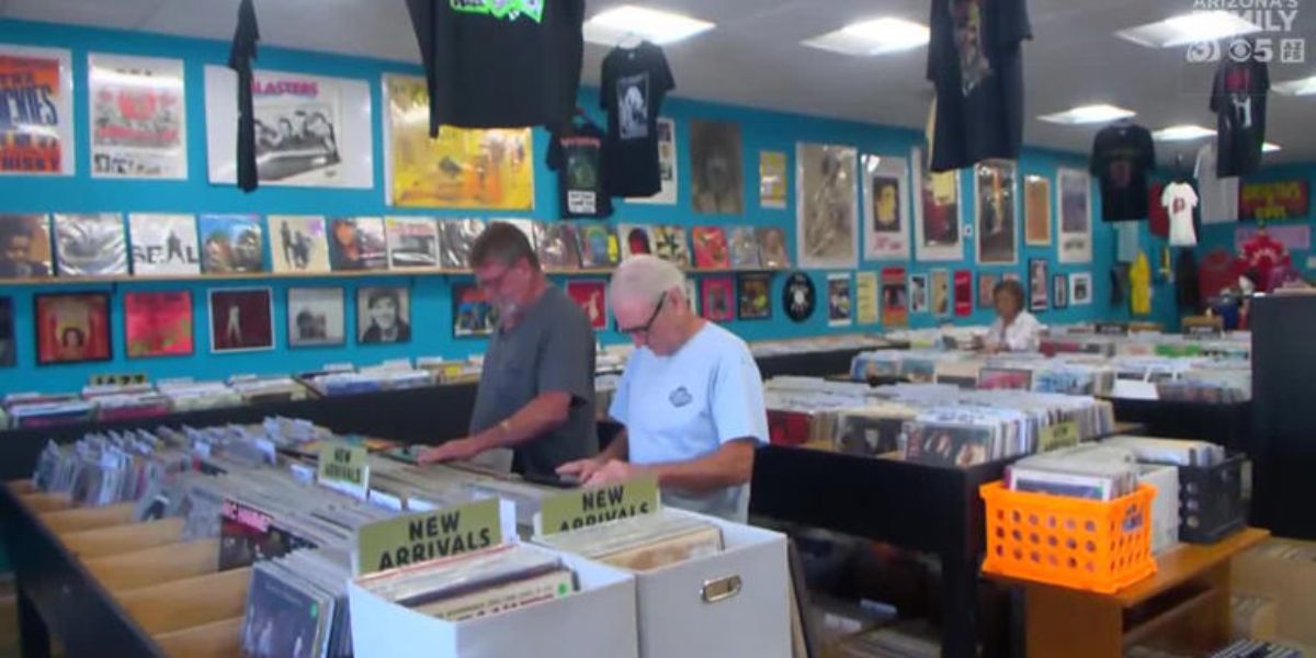 Phoenix Record Store Shutting Down After Long Run