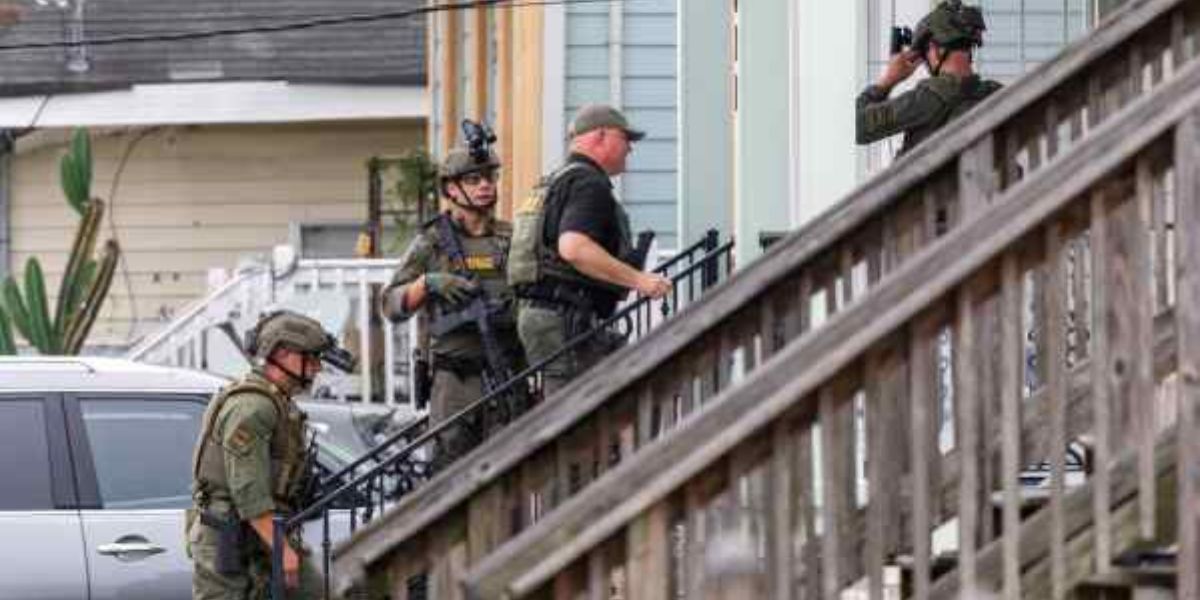 Three more escaped New Orleans jail inmates were apprehended; two remain at large