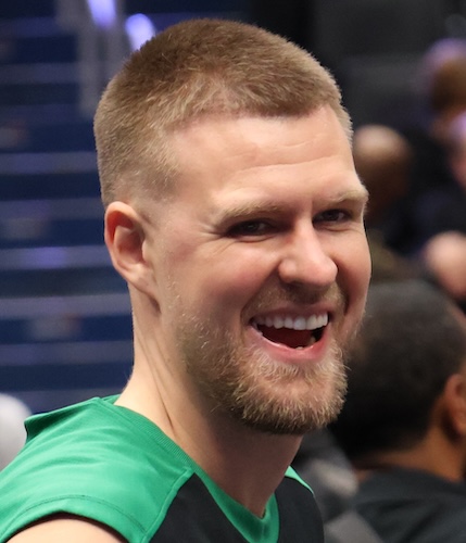 Porzingis going to Hawks in a 3-team trade agreement, AP source says