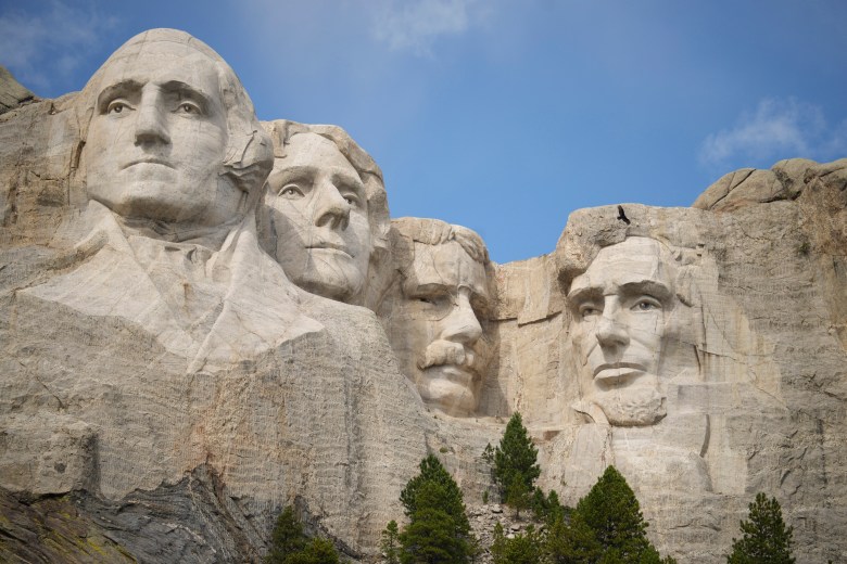 All the ways Republicans want to honor Trump, from $100 bill to Mt. Rushmore