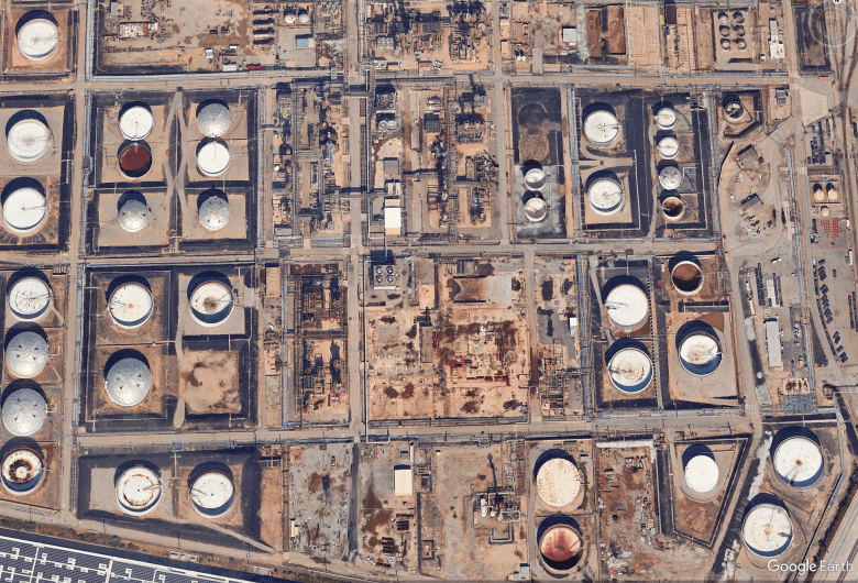 ‘Lake’ of oil sits under soon-to-close refinery; who’s cleaning it up?